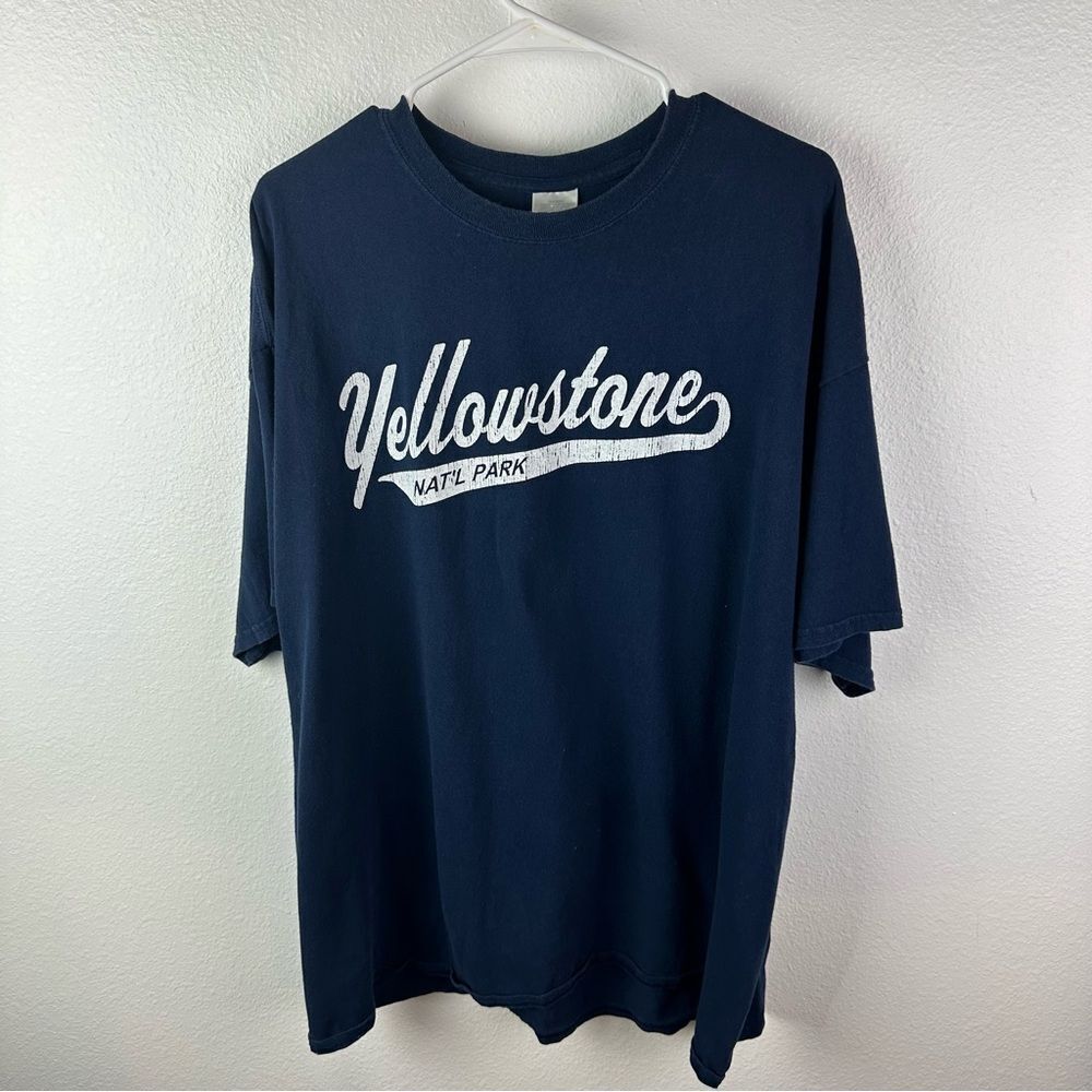 Gildan Navy White Yellowstone Tee Size 2X